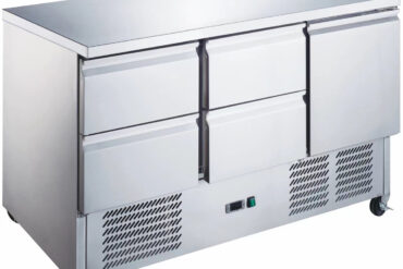 Kaupallinen jäähdytetty taso 4 vetolaatikkoa 1 ovi | Adexa 4DS33