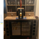 Baarijääkaappi 2 liukuovella 220 litraa musta | Adexa BC02PS - Image 2