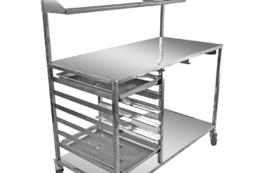 Liikuteltava valmistelupöytä GN1/1-kiskoilla, ylähyllyllä ja mausteritelineellä sekä pyörillä, ruostumaton teräs | Adexa CPTABC