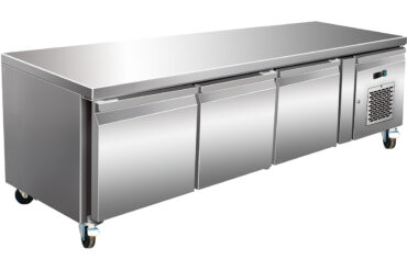 Ammattimainen matala jääkaappitaso / Kokin alusta, 3 ovea 1795x700x650mm | Adexa BASE31