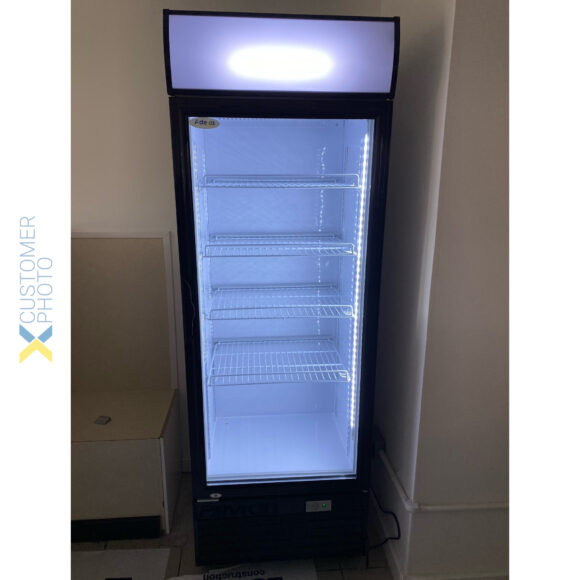 Kaupallinen pullokylmälaukku Mini 50 litraa Staattinen jäähdytys Saranoitu lasiovi Musta/Valkoinen Katoksen valo | Adexa LG50 - Image 2