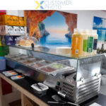 Jäähdytetty Valmistelupöytä 1400 mm 6xGN1/3 Syvyys 380 mm Lasikansi | Adexa GT514 - Image 3