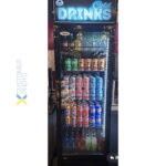 Kaupallinen juomajäähdytin Pystymallinen 282 litraa Staattinen jäähdytys Saranoitu lasiovi Musta Katoksen valo | Adexa LG282BBLACK - Image 5