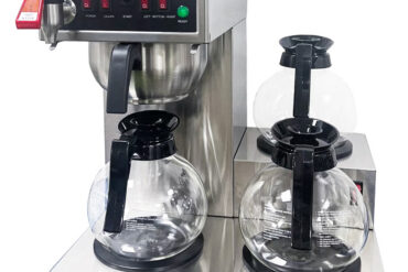 Kaupallinen suodatinkahvikone kuumavesiannostelijalla, automaattinen täyttö, 3 lämpölevyä | Adexa FRB286