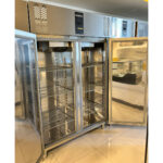 1400 litran kaupallinen jääkaappi ruostumattomasta teräksestä, pystymallinen kaappi, yksittäinen ovi GN2/1, tuuletettu jäähdytys | Ndustrio CPG202UC - Image 2