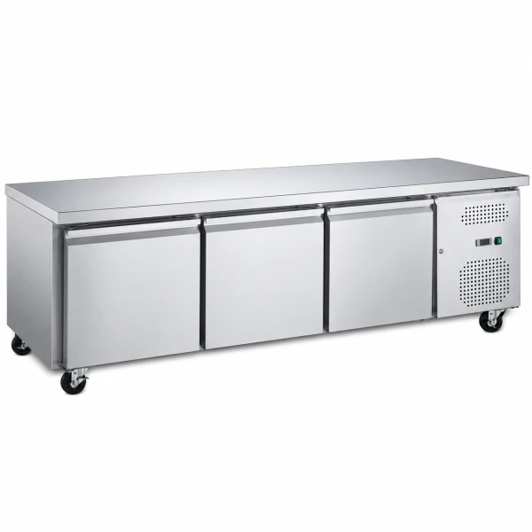 Ammattimainen matala jäähdytetty tiski / Chef Base 3 ovea 1795x700x650mm | Adexa BASE31